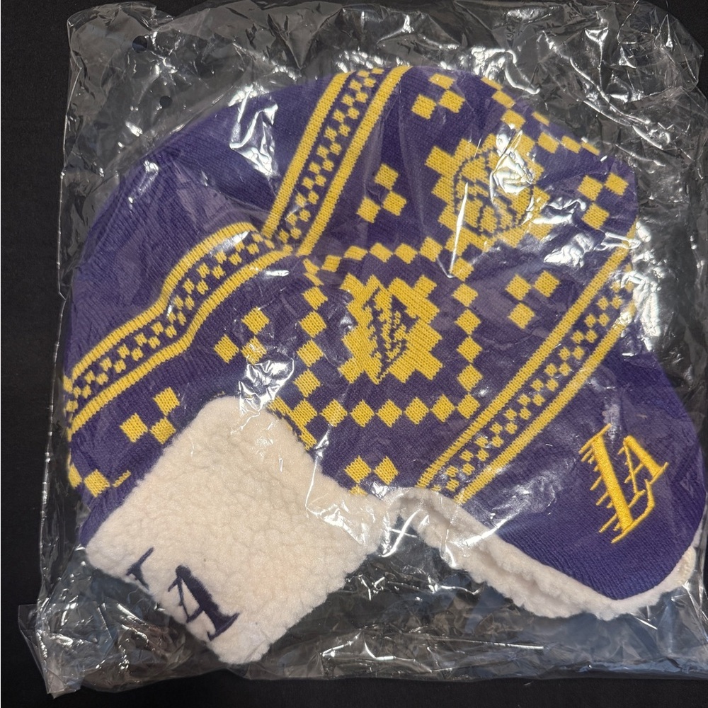 L.A Lakers LIMITED EDITION Knit Trapper Hat w/Sherpa Lining Xmas Game 2025!